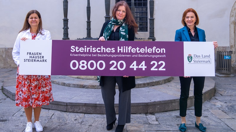 LR Doris Kampus, Michaela Gosch und LR Simone Schmiedtbauer (Bild: Land Steiermark)