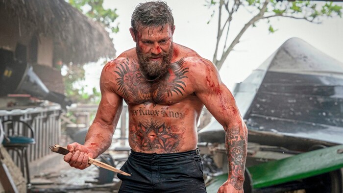Conor McGregor blüht als skrupelloser Soziopath Knox komplett auf. 