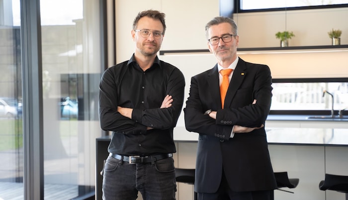 Tobias Hüttl (Porsche Lifestyle Group) und Georg Niedersüß (Griffner) kooperieren.