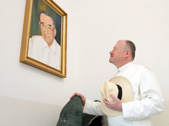 Herb priest Benedikt is grateful to his predecessor Weidinger.
