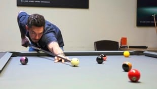 Der Tiroler Maximilian Lechner zählt zu den besten Billard-Spielern der Welt. (Bild: Johanna Birbaumer)