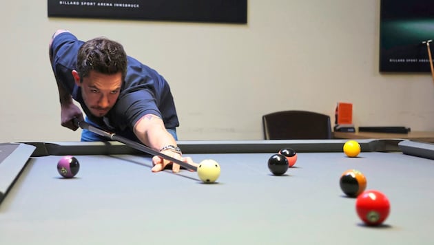 Tyrolean Maximilian Lechner is one of the best billiards players in the world. (Bild: Johanna Birbaumer)