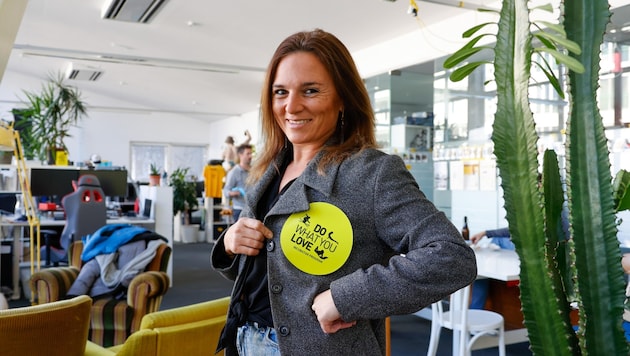 Romy Sigl, Salzburg's "Startup Lady", is entering her second year with her program for founders and is flying to Saudi Arabia with the best from the first year (Bild: Tschepp Markus)