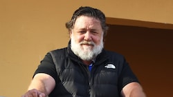 Russell Crowe – das Foto zeigt ihn im Februar 2024 beim Sanremo Festival – blickt mit „Hauch von Eifersucht“ auf die „Gladiator“-Fortsetzung. (Bild: Bonomo Antonino / PA / picturedesk.com)