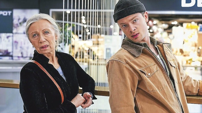 Elfriede Schüsseleder und Nikolai Baar-Baarenfels als Gerda Schuster und Alex Peschl.