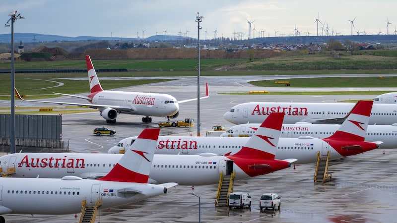 Eine sogenannte Friedenspflicht soll künftig einen reibungslosen Flugbetrieg gewährleisten. (Bild: APA/GEORG HOCHMUTH)