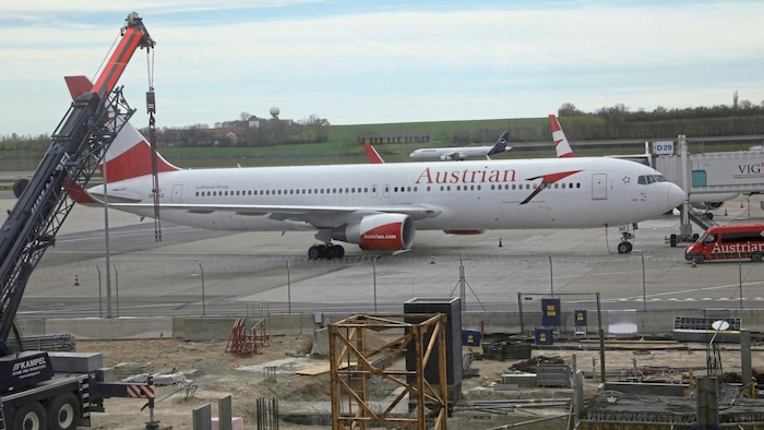 Die Flugzeuge hoben am Freitag wieder ab, doch die 400 zuvor gestrichenen Flüge führten zu ...