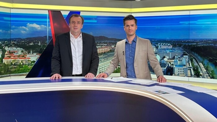 SPÖ consumer protection spokesperson Christian Drobits with presenter Jürgen Winterleitner