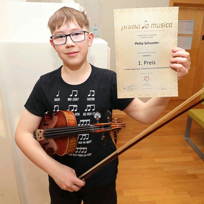 A few days ago, he was the state winner of the "Prima la musica" competition.