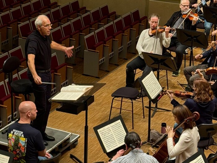 Roberto Paternostro rehearses "Parsifal" in Grafenegg