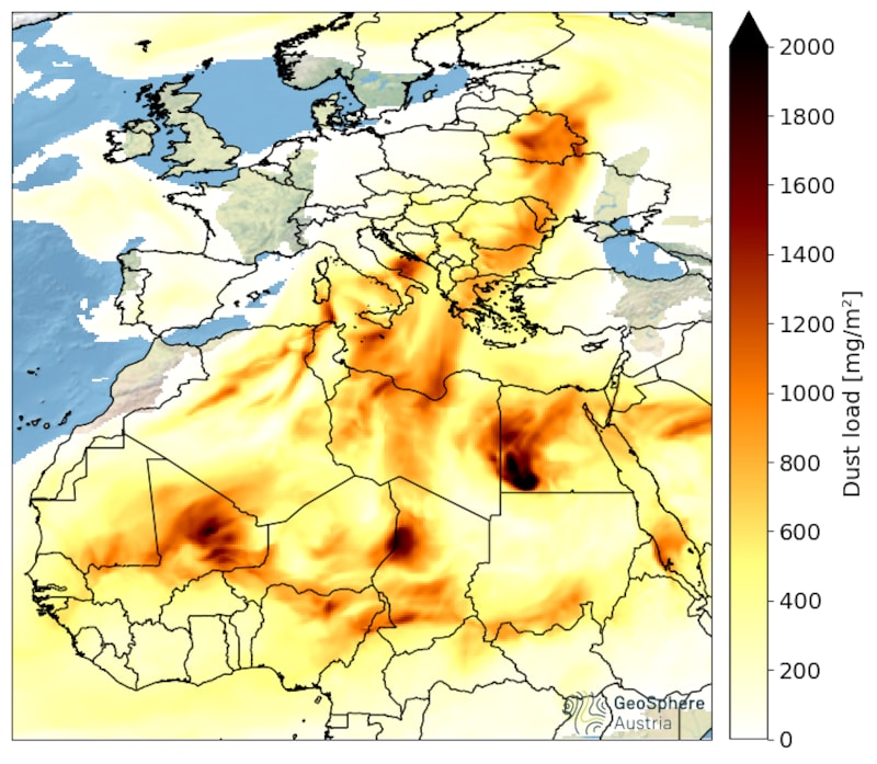 Die Abbildung zeigt die Gesamtstaubkonzentrationen in Europa. (Bild: GeoSphere Austria)