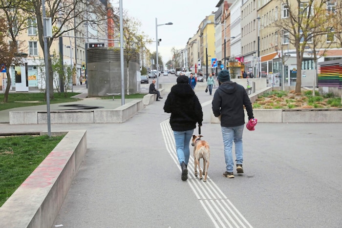 Um 8 Uhr Morgens ist noch wenig los am Reumannplatz