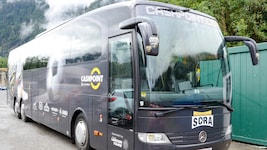 Der Bus der Altacher hatte einen Motorschaden. (Bild: GEPA pictures)