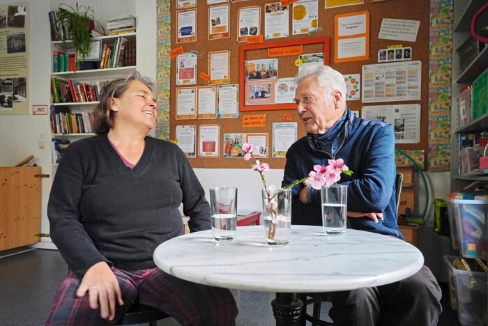 Beiser und Bergmann im Gespräch zu Gründungsgeschichte und -absicht der Grätzelinitiative.