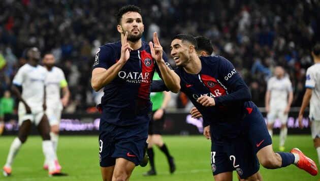 Goncalo Ramos erzielte das 2:0 für Paris Saint-Germain. (Bild: APA/AFP/CHRISTOPHE SIMON)