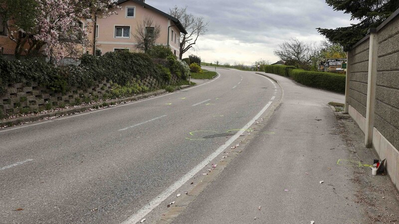 Die Unfallstelle in Tarsdorf (Bild: Pressefoto Scharinger © Daniel Scharinger)