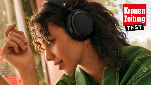 Costs more, but can it do more? We tested the new Sennheiser Accentum Plus Wireless. (Bild: Sennheiser, Krone KREATIV)