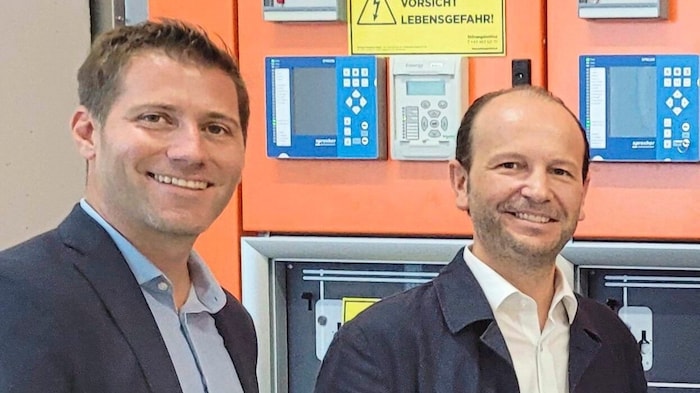 Liesnig and Dumpelnik were once business partners.