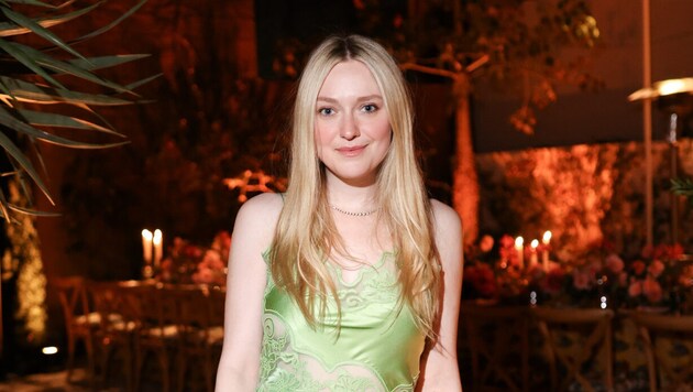 Dakota Fanning sprach über ihre zukünftige Mutterrolle.