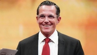 Wegen seiner Chats mit Strache musste „Fit mit Philipp“ (hier bei der Sporthilfe-Gala 2022) beim ...