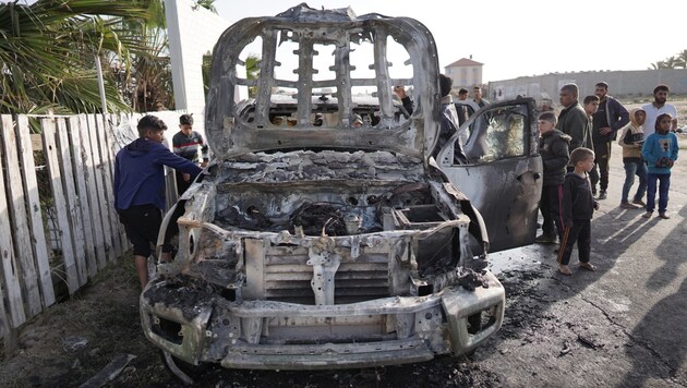 İsrail'in Gazze Şeridi'nde bir yardım konvoyuna düzenlediği saldırıda yedi kişi hayatını kaybetti. (Bild: APA/AFP)