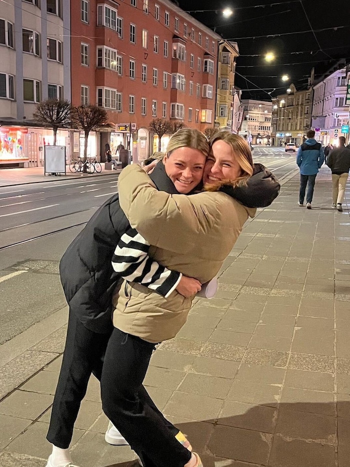 Verena Hanshaw (li.) und Virginia Kirchberger sind dick befreundet.