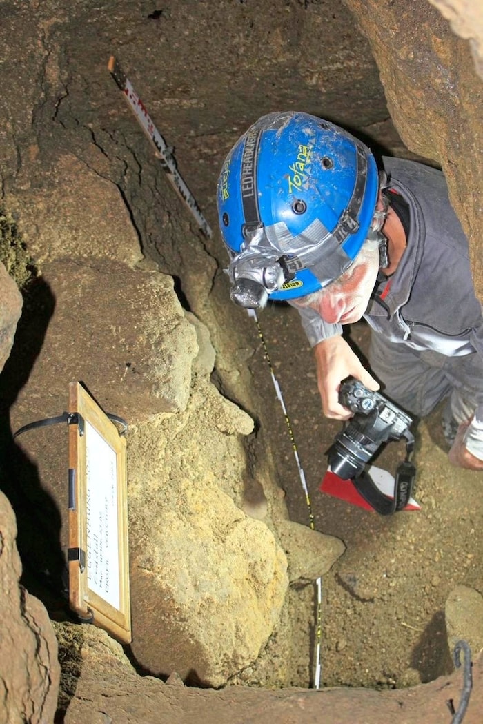 Michael Weissl (Bild M.) wandeln auf deren Spuren.
