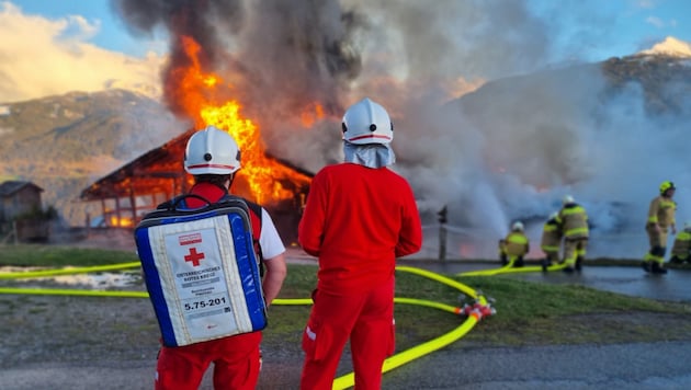 Großeinsatz für die Einsatzkräfte (Bild: RK Salzburg)