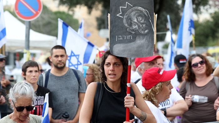 Die Proteste gegen Netanyahu und seine Kriegsführung im Gazastreifen werden lauter.