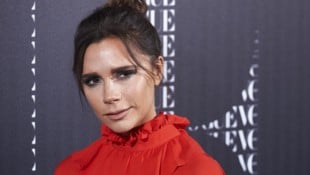 Victoria Beckham legt sehr viel Wert auf Gesichtspflege und nimmt sich auch viel Zeit dafür. (Bild: www.PPS.at)