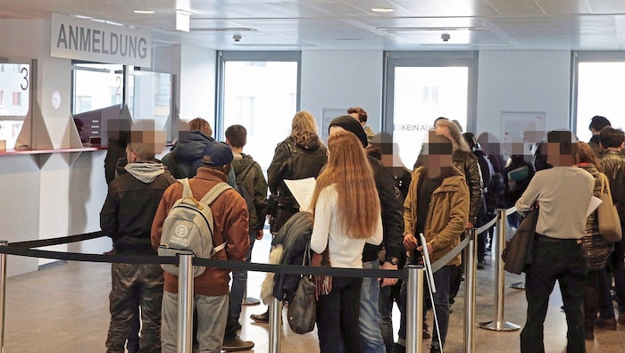 In February of this year, 22,878 applications for minimum income were submitted to MA 40.