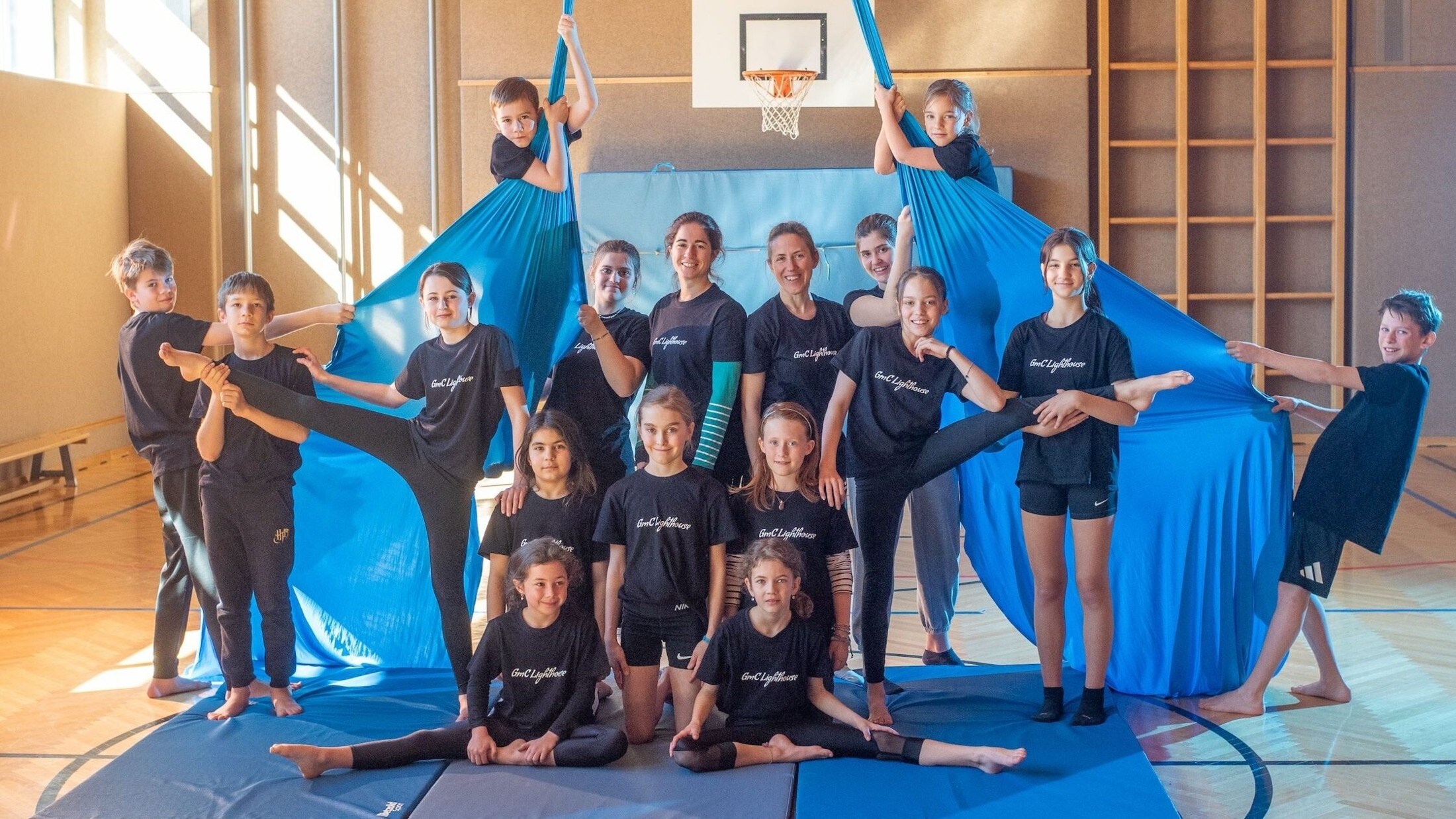 Young "circus apprentices" from the Salzkammergut region (Bild: Michael Koerner)