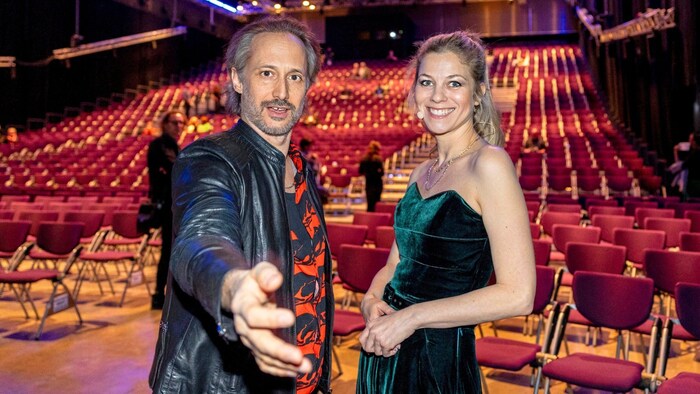 Michael Ostrowski and Hilde Dalik