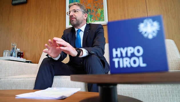 Alexander Weiß ist seit Mai 2023 Vorstandsvorsitzender der Hypo Tirol Bank. (Bild: Christof Birbaumer)