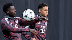 Alphonso Davies (links) und Jamal Musiala wurden von Neppe „entdeckt“.  (Bild: APA/AFP/Christof STACHE)