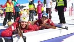 Auch Magdalena Egger und Lukas Feurstein hatten sichtlich Spaß, Neues auszuprobieren. (Bild: Ski Austria)