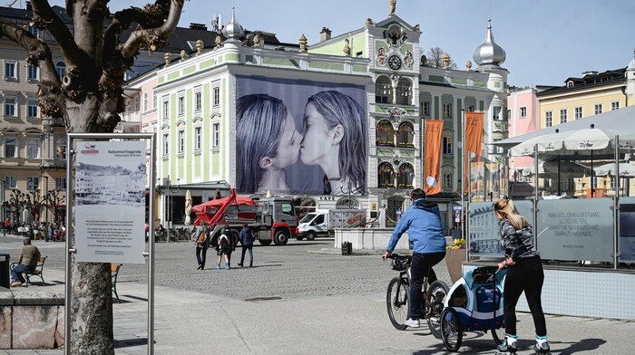 Rückblick: Helnwein sorgte Anfang des Jahres mit großen Bildern in der Innenstadt für Aufruhr