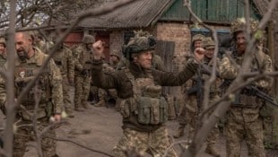 Soldaten in der Ukraine (Bild: AFP)