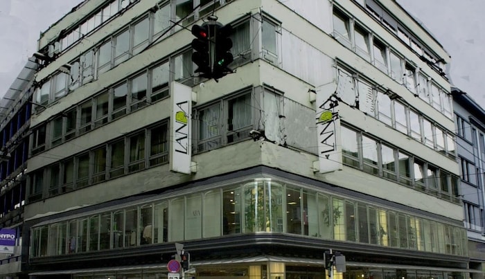 The former Landa store at the Mozart intersection.
