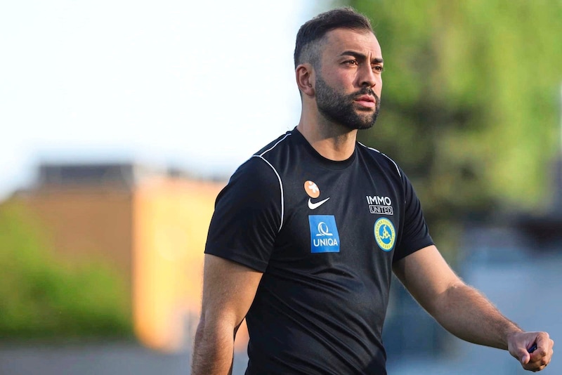 Trainer Mehmet Sütcü freute der 7:3-Kantersieg auf der Hohen Warte. (Bild: GEPA pictures)