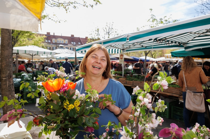 Am Kaiser-Josef-Markt blüht es schon bunt. (Bild: Erwin Scheriau / KRONE)