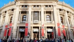 Kunstaktion am Burgtheater. (Bild: klemens groh)