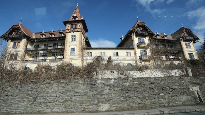 Hotel Wörthersee: Das 1891 errichtete Hotel beherbergte einst 130 Gästezimmer und drei ...