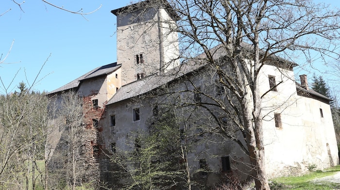 Schloss Waldenstein: Die einstige Burg wurde um 1150 im Auftrag des Bistums Bamberg erbaut und ...