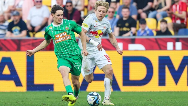 Salzburg's Bidstrup (right) sharply criticized the team. (Bild: GEPA pictures)
