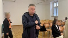 Der 35-jährige Wiener wird wegen gefährlicher Drohung und Nötigung verurteilt. 