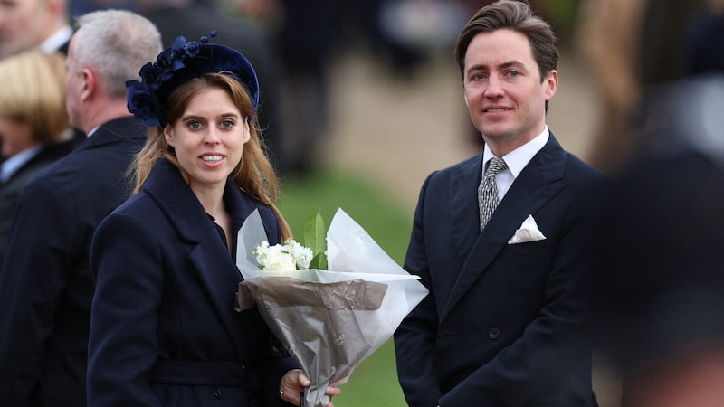 Mittlerweile ist Prinzessin Beatrice mit Edoardo Mapelli Mozzi glücklich verheiratet. Das Paar hat eine gemeinsame Tochter. (Bild: APA/AFP/Adrian DENNIS)