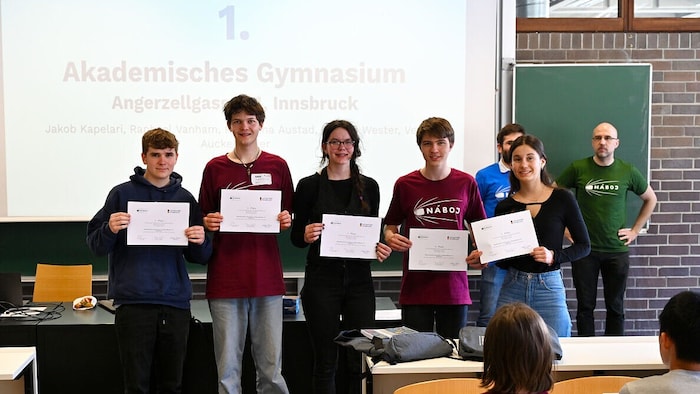 Strahlende Sieger: In Österreich belegte im Vorjahr eine Gruppe des Akademischen Gymnasiums Innsbruck den ersten Platz.