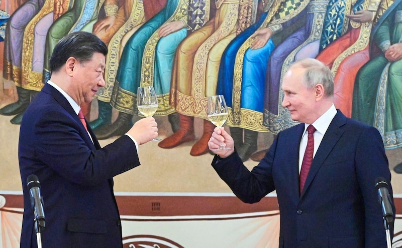 Autokratische Führer: Chinas Xi Jinping und Russlands Wladimir Putin (Bild: AFP)