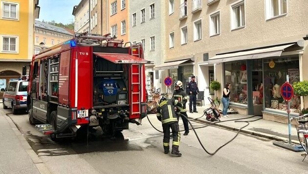 Die Berufsfeuerwehr war im Einsatz. (Bild: Markus Tschepp)